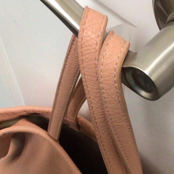 Slightly used BCGC Generation salmon pink tote - Picture 2 of 10